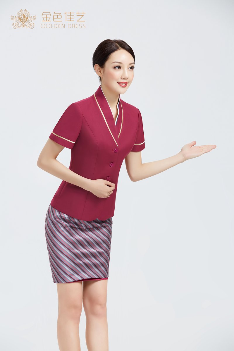 九龙坡区平拾服装店:从普通小店到政府合作的蜕变